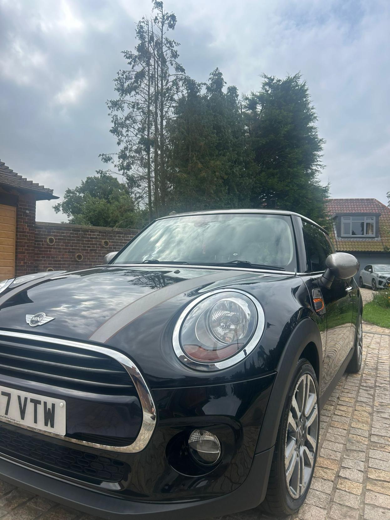 MINI Hatch 1.5 Cooper Seven Hatchback 3dr Petrol Manual Euro 6 (s/s) (136 ps)