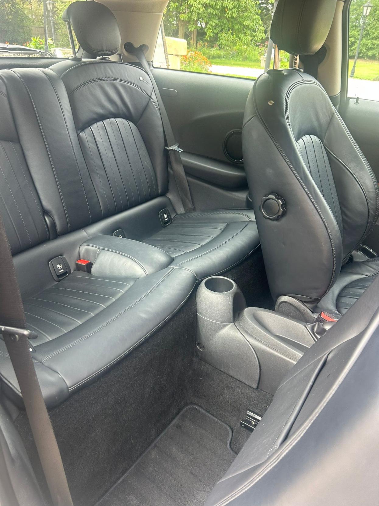 MINI Hatch 1.5 Cooper Seven Hatchback 3dr Petrol Manual Euro 6 (s/s) (136 ps)