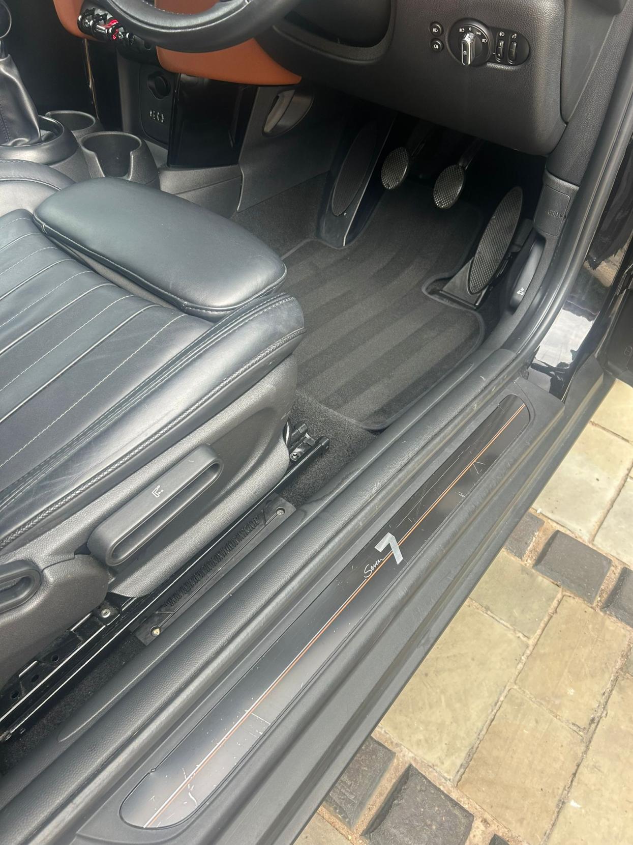 MINI Hatch 1.5 Cooper Seven Hatchback 3dr Petrol Manual Euro 6 (s/s) (136 ps)